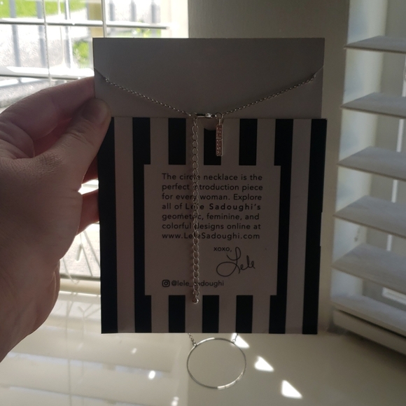 Silver Circle Necklace - Picture 4 of 5